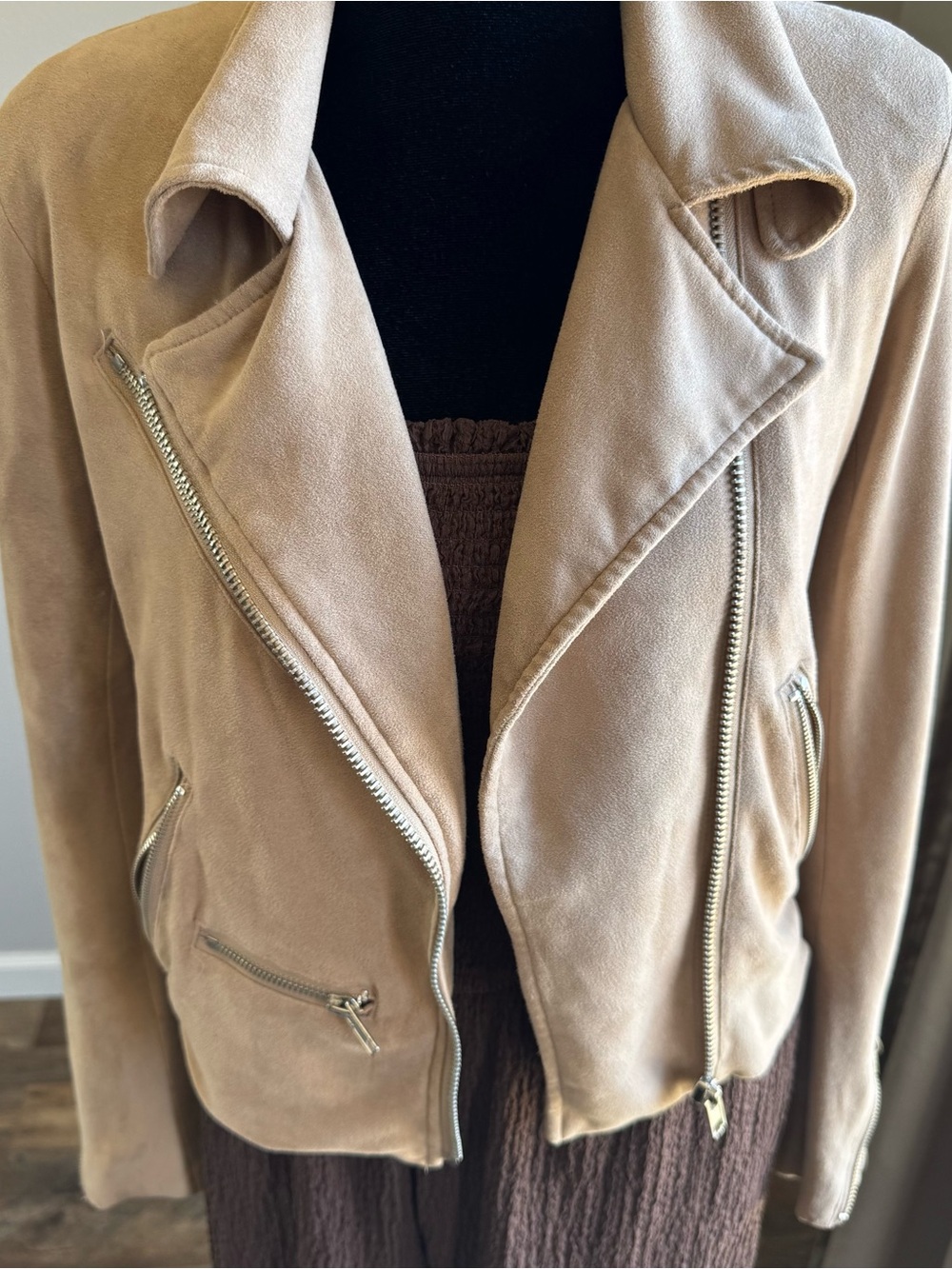 Vici Light Beige Suede Moto Jacket - Picture 3 of 6